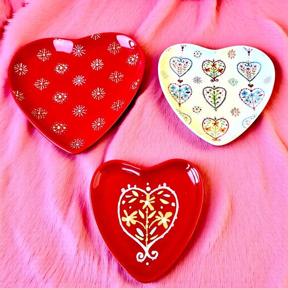 Department 56 Ceramic Trinket Dish Plate Heart Flowers Set of 3 - Picture 2 of 12